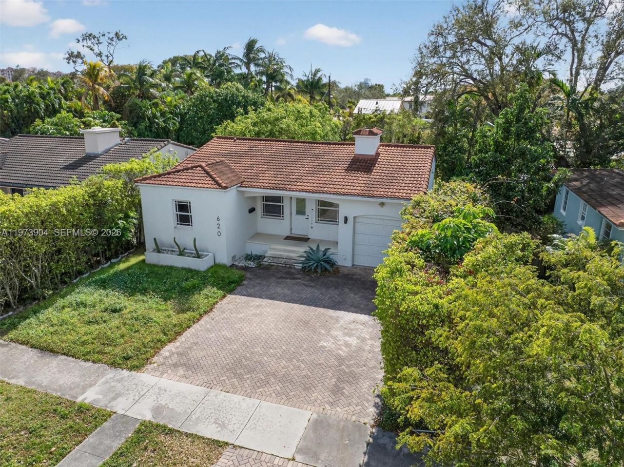 620 SW 27th Rd , Miami, FL 33129 Photo