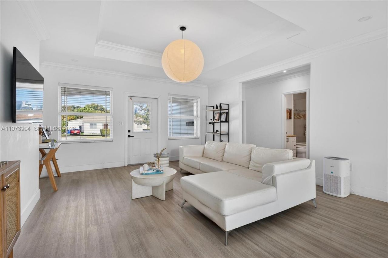 620 SW 27th Rd , Miami, FL 33129 Photo