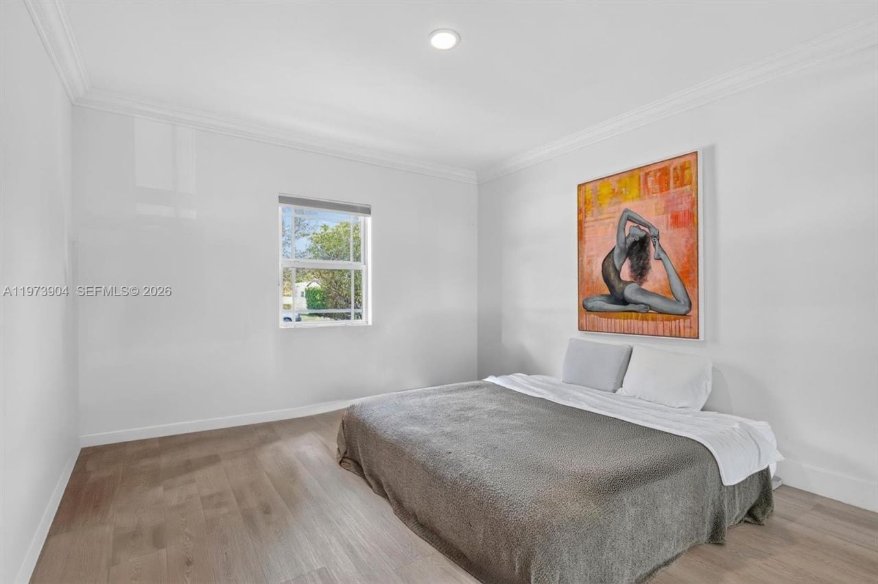 620 SW 27th Rd , Miami, FL 33129 Photo