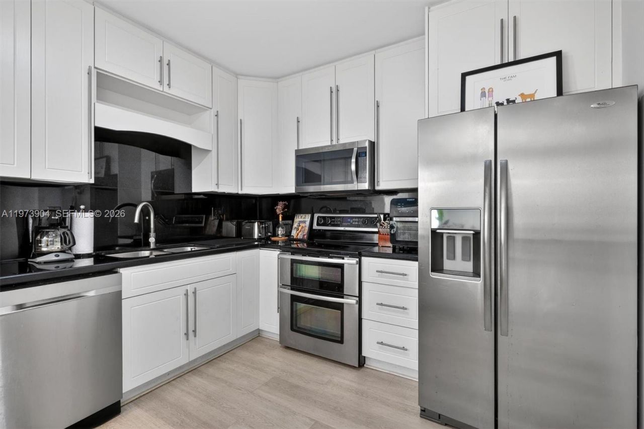 620 SW 27th Rd , Miami, FL 33129 Photo