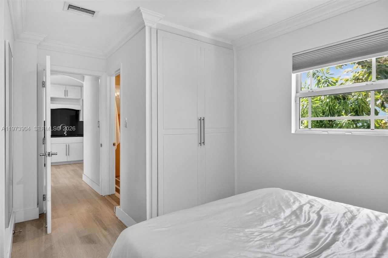 620 SW 27th Rd , Miami, FL 33129 Photo