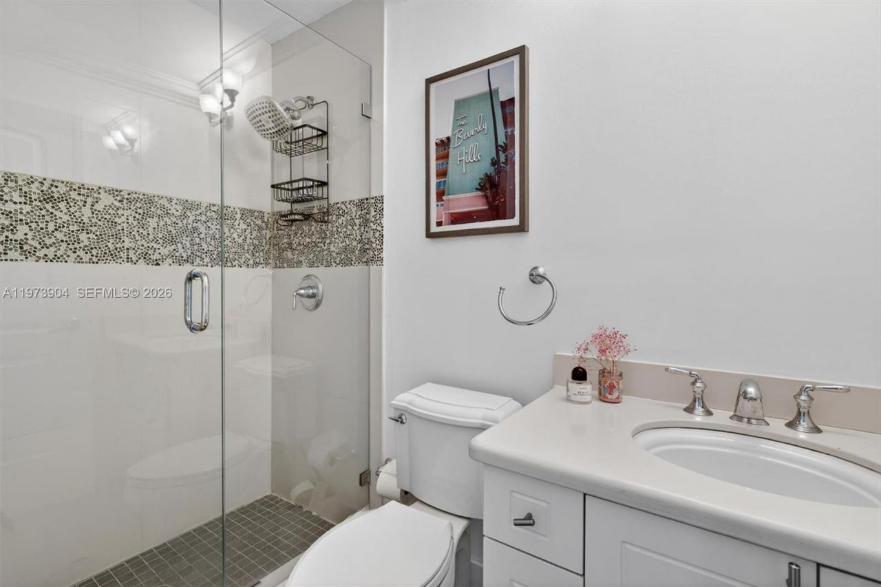 620 SW 27th Rd , Miami, FL 33129 Photo