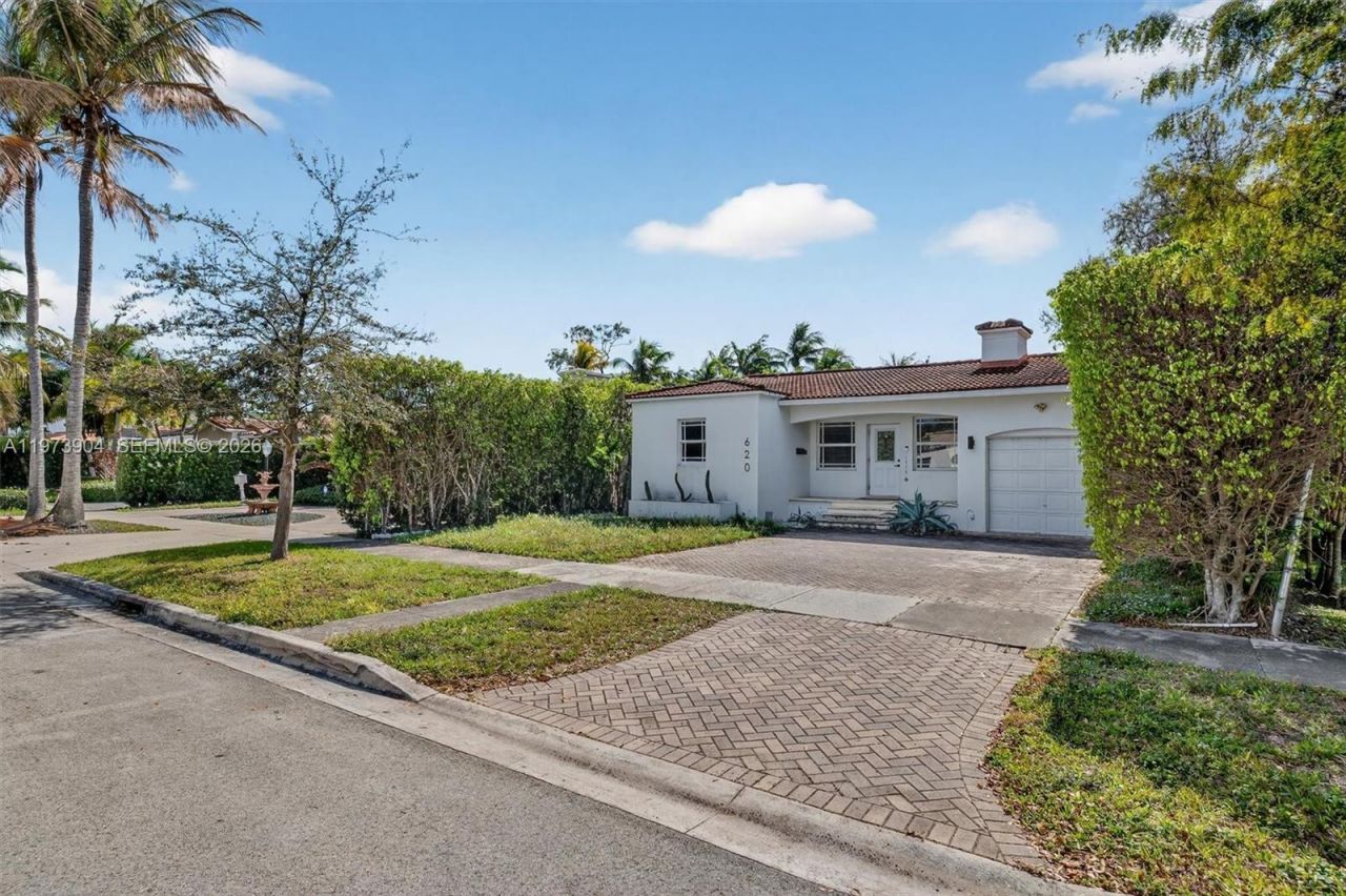 620 SW 27th Rd , Miami, FL 33129 Photo