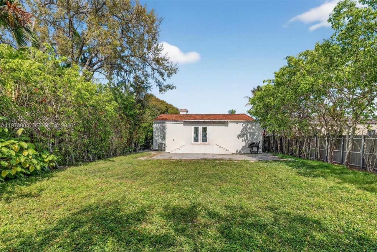 620 SW 27th Rd , Miami, FL 33129 Photo