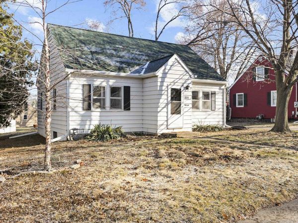 3914 Dennett Drive, Madison, WI 53714