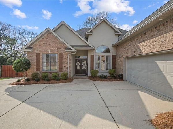 9548 Mcrae Place Court, Mobile, AL 36695