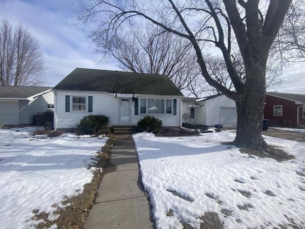 526 11th AVENUE N, Onalaska, WI 54650