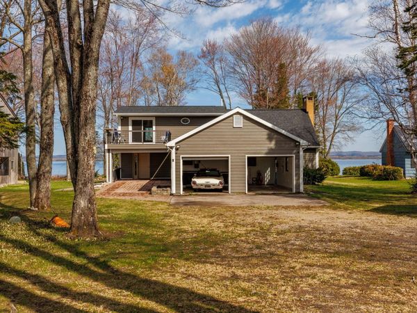 3344 Lakeshore Drive, Sault Ste Marie, MI 49783