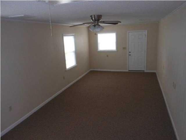 3568 Old Ferry Road Photo 12