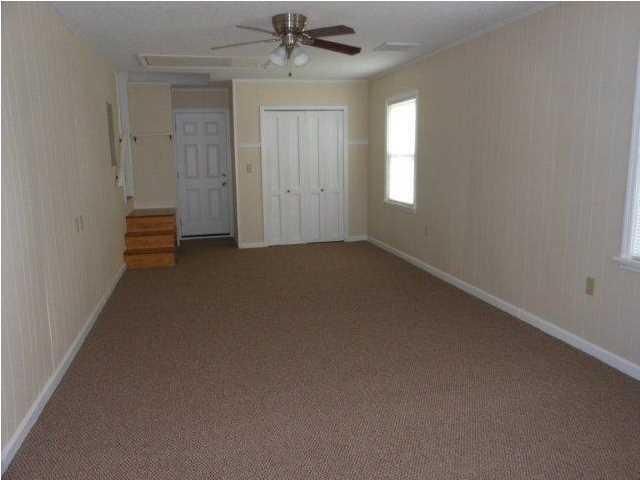 3568 Old Ferry Road Photo 13