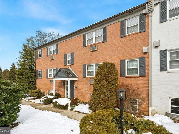 61 LLANFAIR ROAD, Unit A-4, ARDMORE, PA 19003