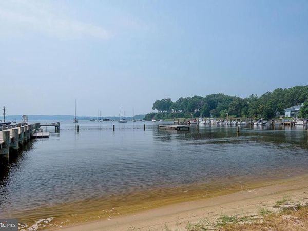 115 LOCKLEVEN DRIVE, SEVERNA PARK, MD 21146