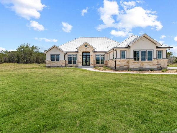3828 Palomino Springs, Bandera, TX 78003