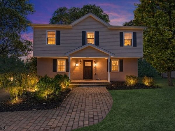 63 Huyler Rd, Branchburg, NJ 08876