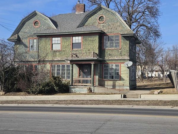 115 W Mclane Street, Osceola, IA 50213