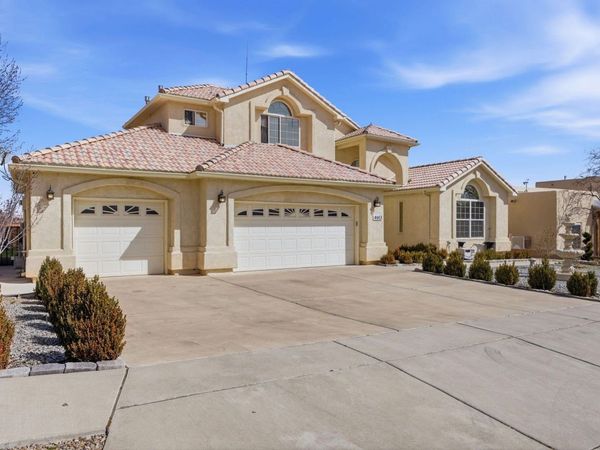4613 Cactus Avenue NW, Albuquerque, NM 87114