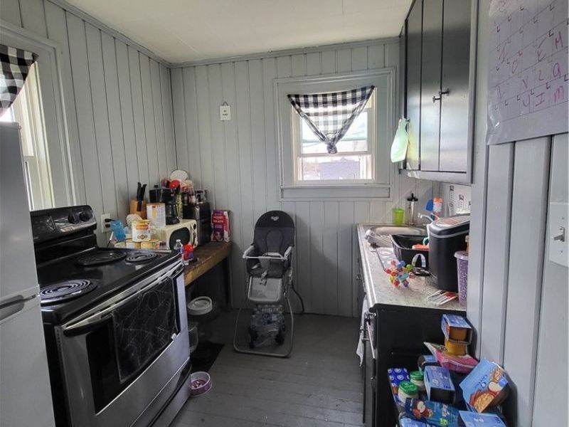 1027 Adams Street, Coshocton, OH 43812 Photo 7