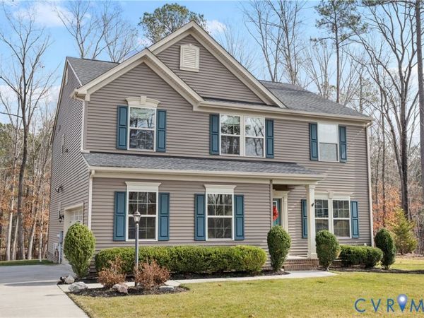 10513 Centralia Station Road, Chester, VA 23831