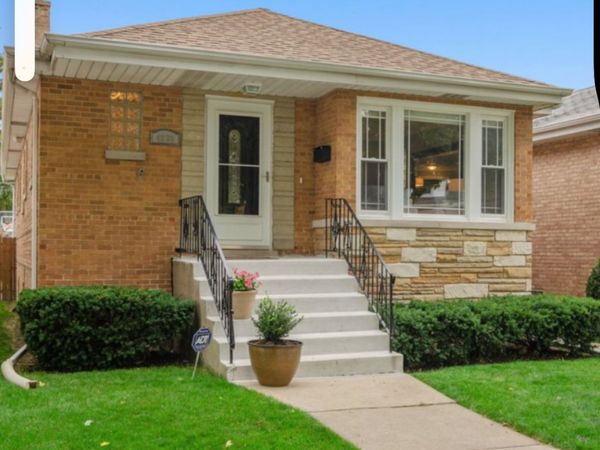 4565 N McVicker Avenue , Chicago, IL 60630
