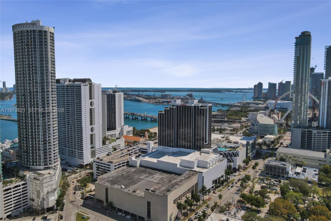 1750 N Bayshore Dr, Unit 2510, Miami, FL 33132 Photo