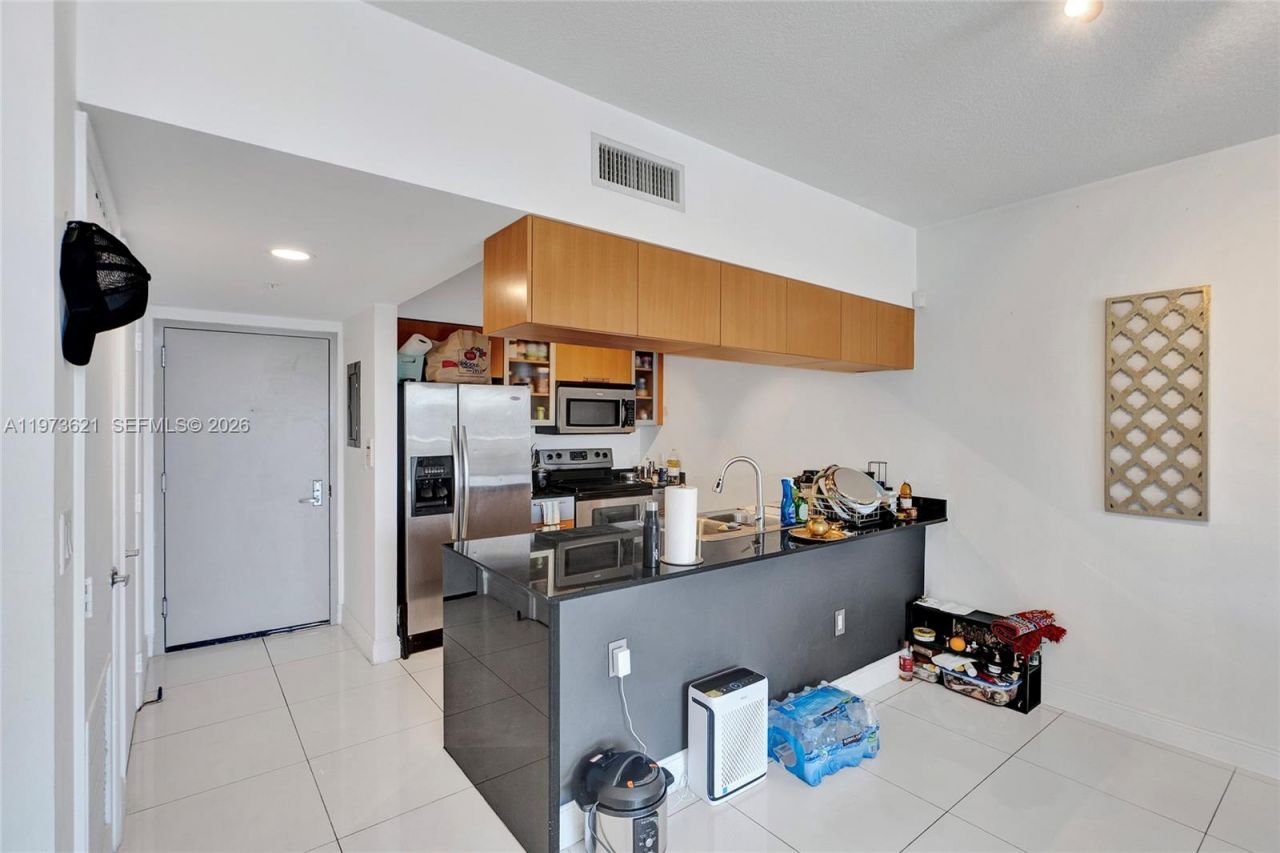 1750 N Bayshore Dr, Unit 2510, Miami, FL 33132 Photo