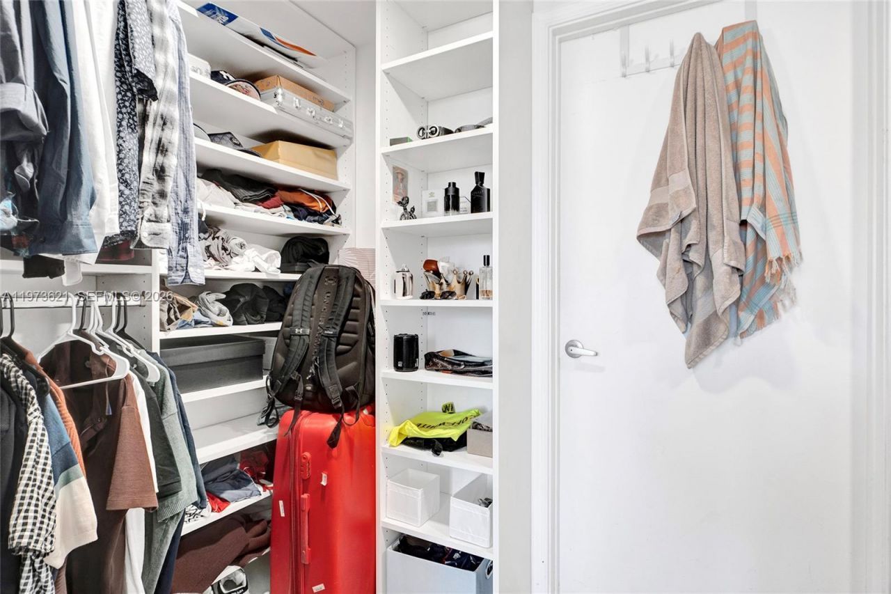 1750 N Bayshore Dr, Unit 2510, Miami, FL 33132 Photo