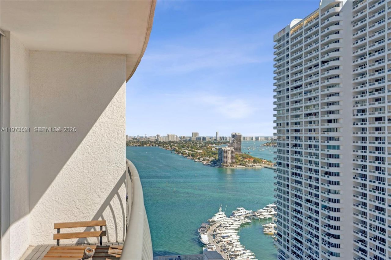 1750 N Bayshore Dr, Unit 2510, Miami, FL 33132 Photo