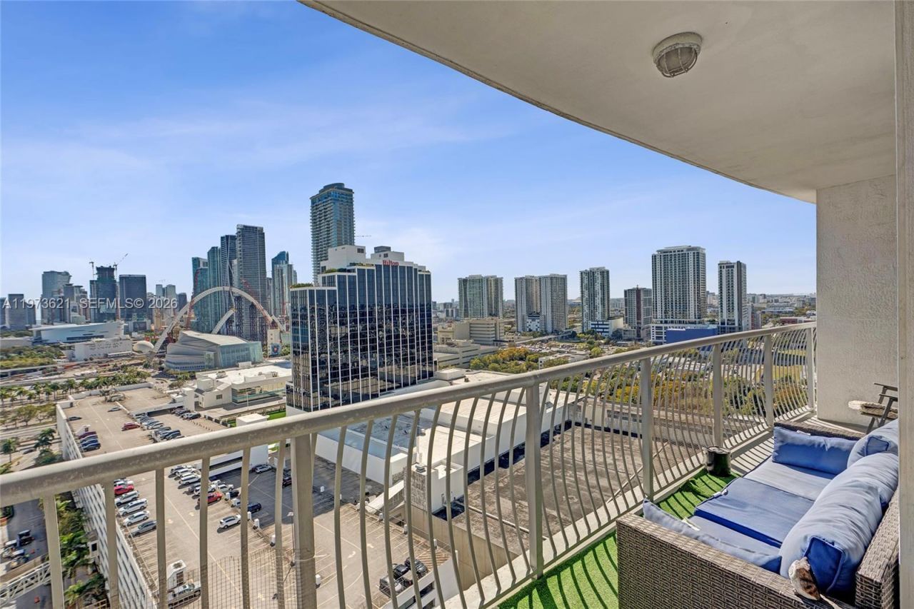 1750 N Bayshore Dr, Unit 2510, Miami, FL 33132 Photo