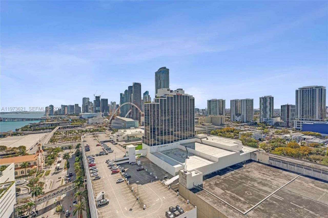 1750 N Bayshore Dr, Unit 2510, Miami, FL 33132 Photo