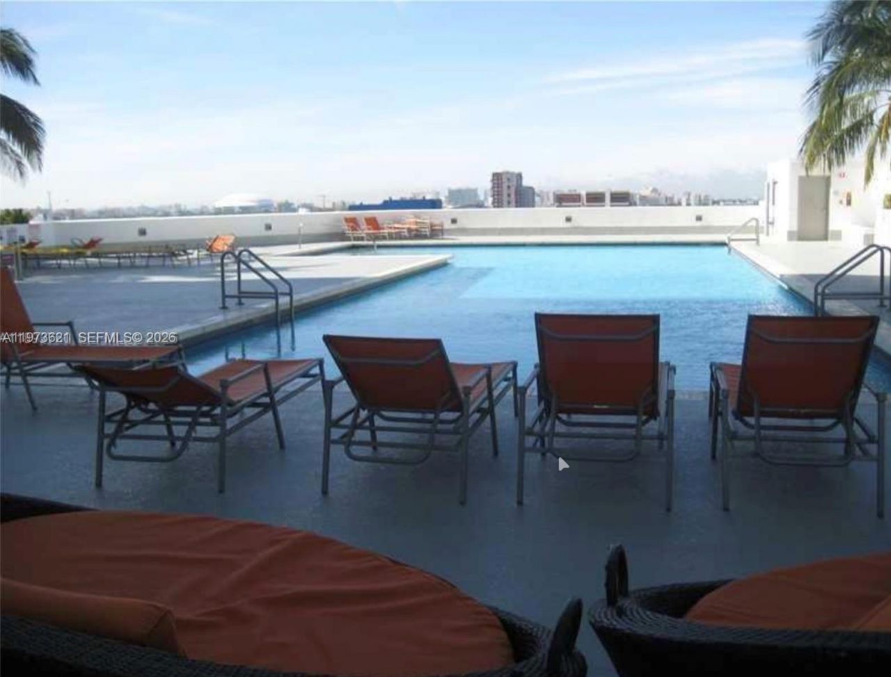 1750 N Bayshore Dr, Unit 2510, Miami, FL 33132 Photo