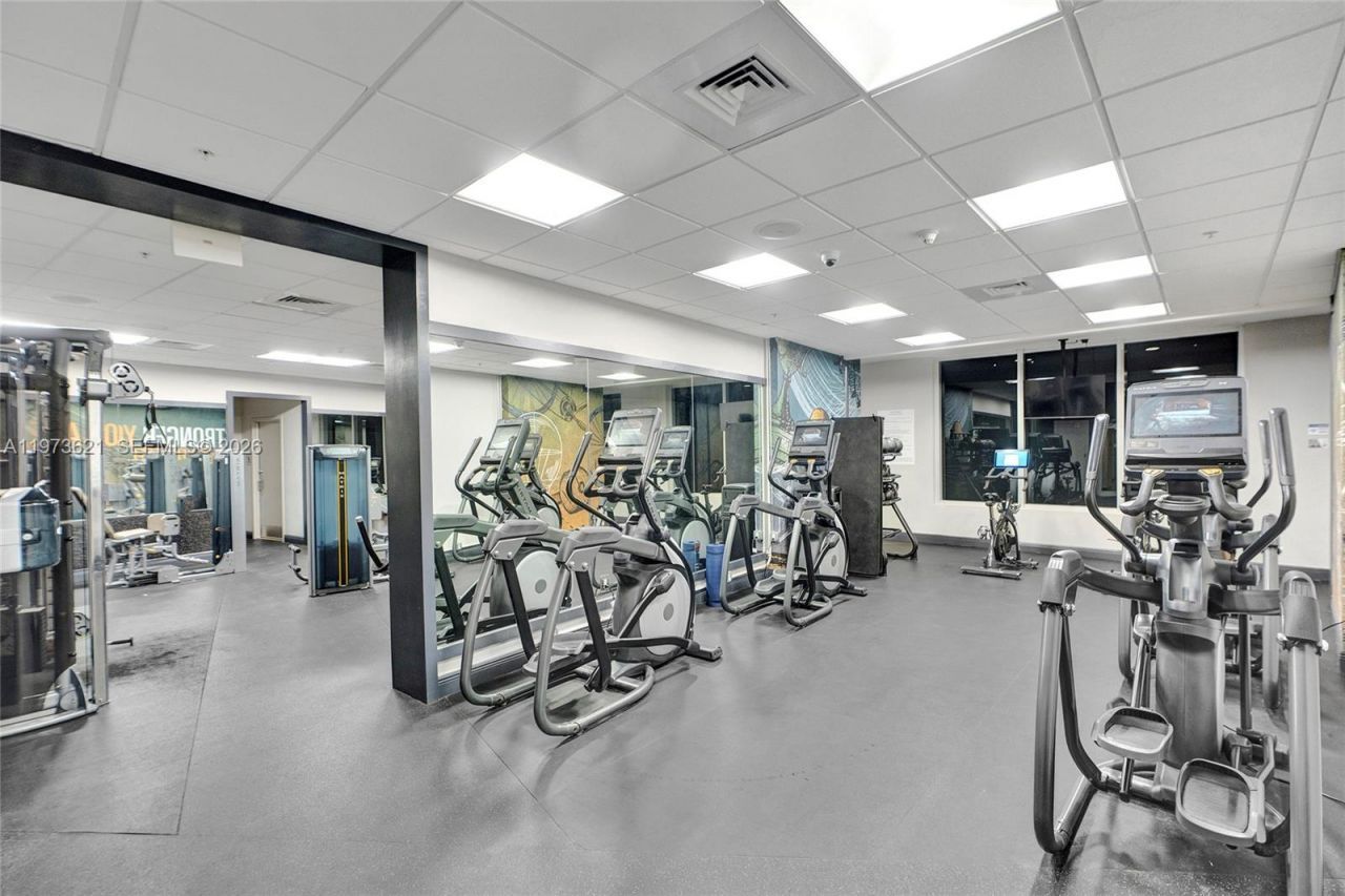 1750 N Bayshore Dr, Unit 2510, Miami, FL 33132 Photo