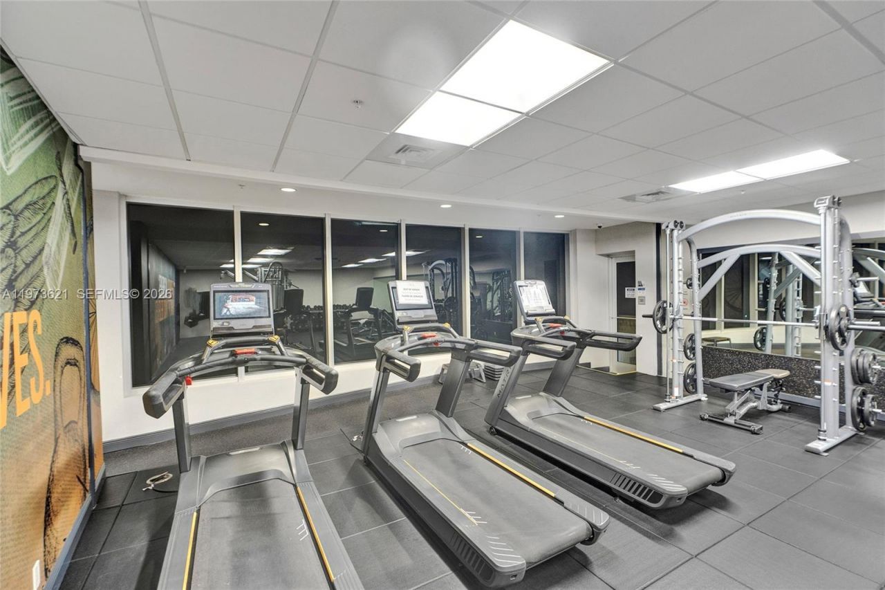 1750 N Bayshore Dr, Unit 2510, Miami, FL 33132 Photo