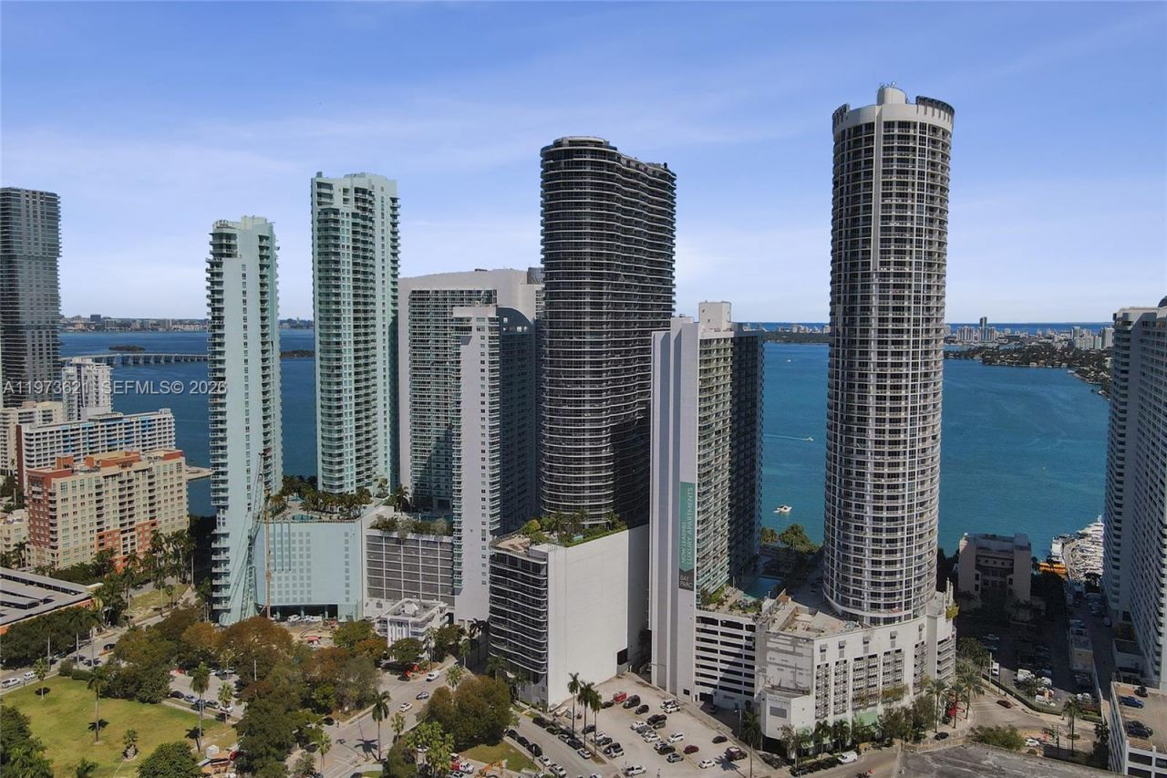 1750 N Bayshore Dr, Unit 2510, Miami, FL 33132 Photo