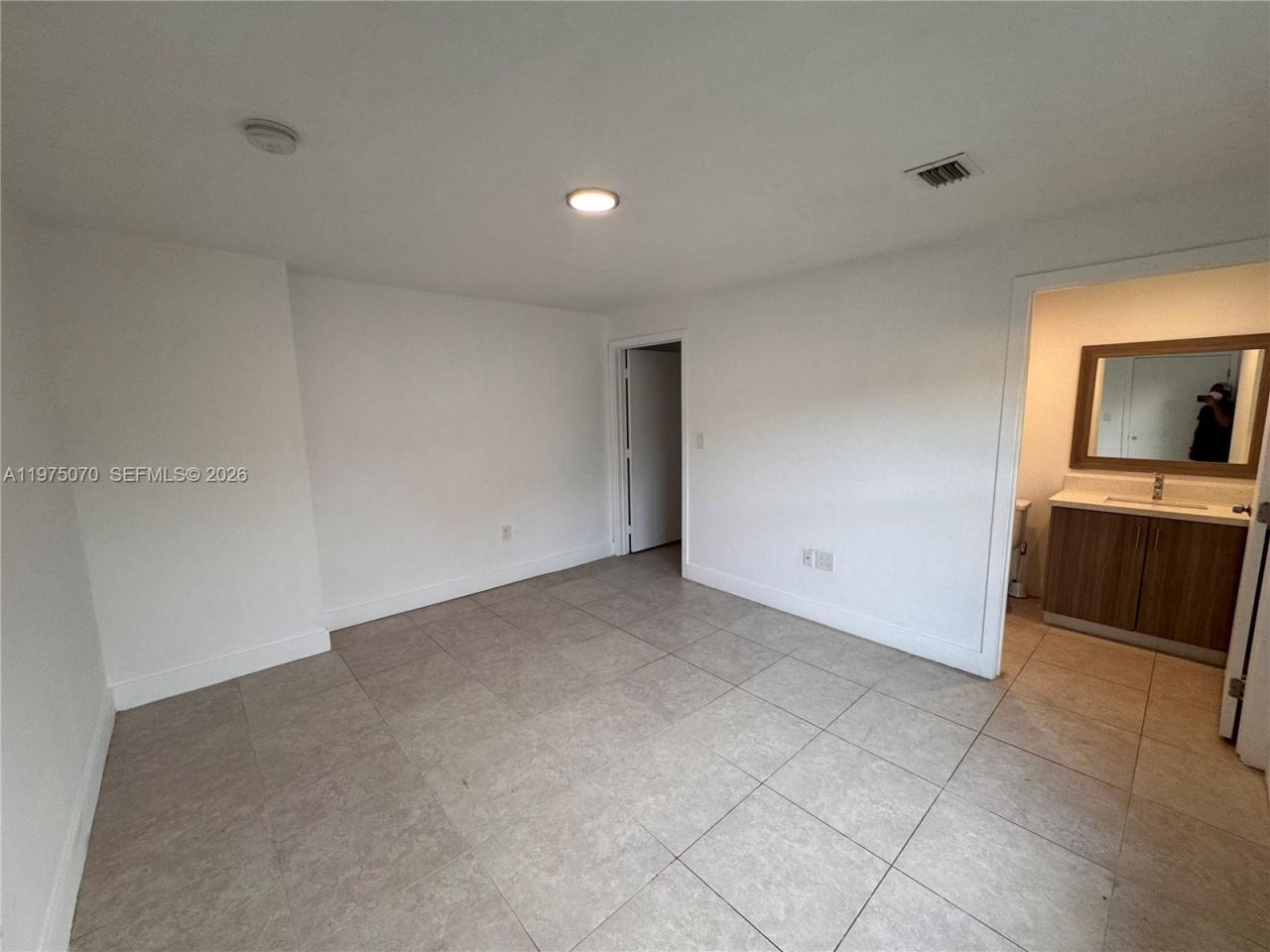 605 NW 3rd Ave, Unit A-B, Hallandale Beach, FL 33009 Photo