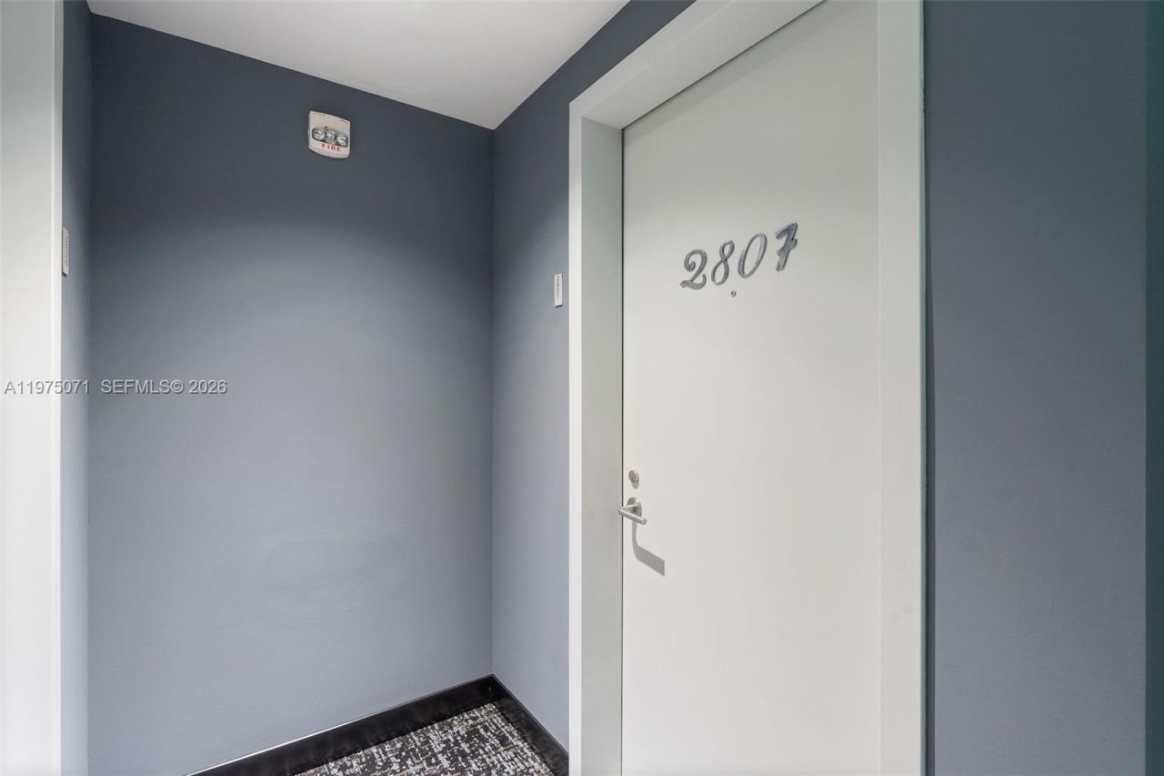 1300 S Miami Ave , Unit 2807, Miami, FL 33130 Photo