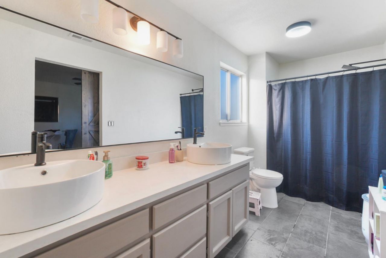 454 Oakwood Dr, Los Banos, CA 93635 Photo