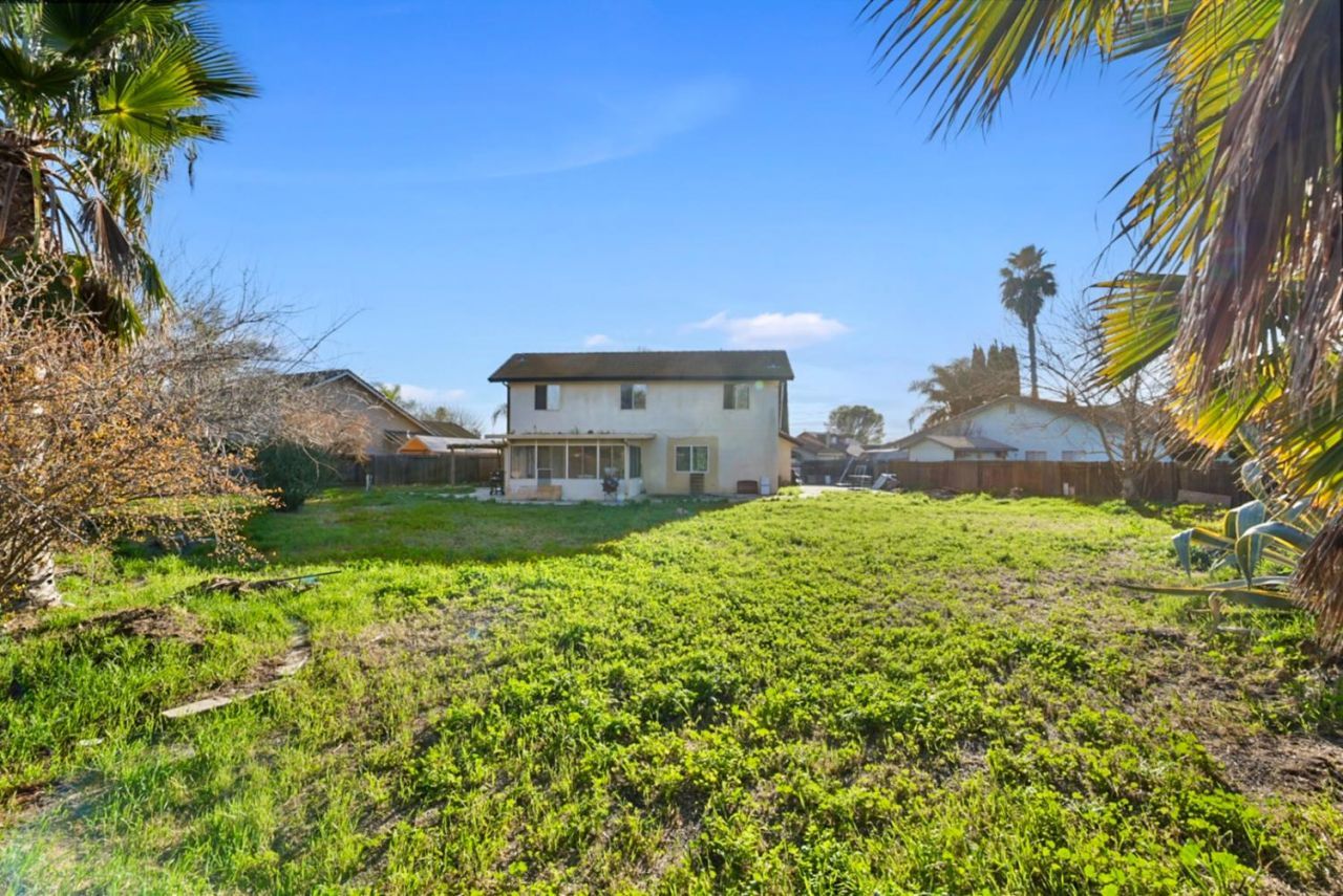 454 Oakwood Dr, Los Banos, CA 93635 Photo