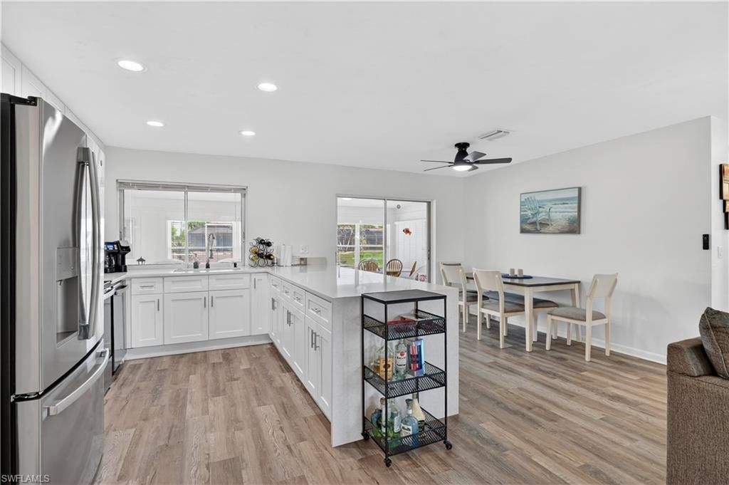 1305 SE 29th Ter , Cape Coral, FL 33904 Photo