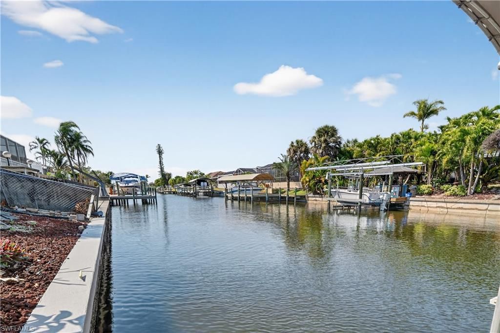 1305 SE 29th Ter , Cape Coral, FL 33904 Photo