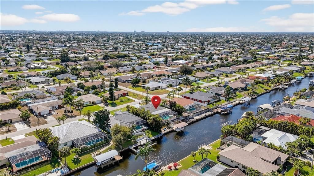 1305 SE 29th Ter , Cape Coral, FL 33904 Photo