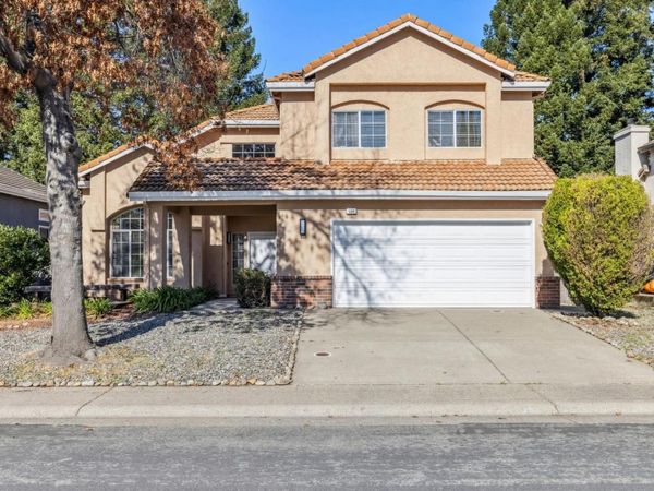 120 Elkins Circle, Folsom, CA 95630