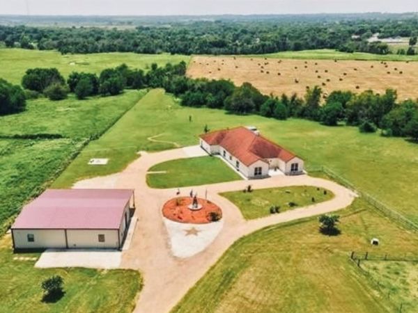 1220 Hinchliffe, Mexia, TX 76667