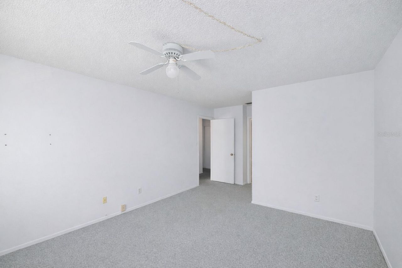 1143 85th Terrace N, Unit D, Saint Petersburg, FL 33702 Photo