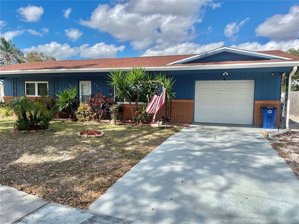 1935 VILLA ROSA DRIVE, HOLIDAY, FL 34690