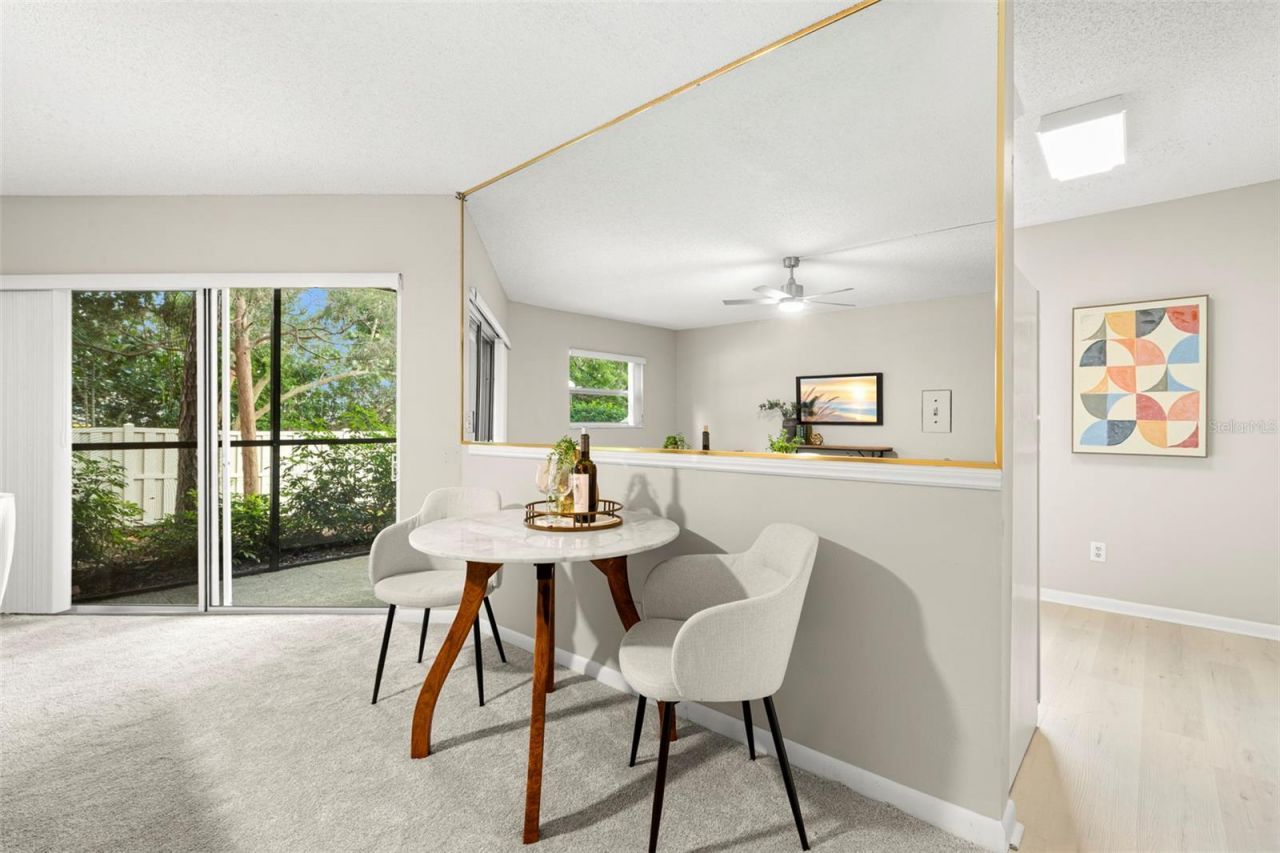 476 Santa Cruz Place Ne, Unit B, Saint Petersburg, FL 33703 Photo