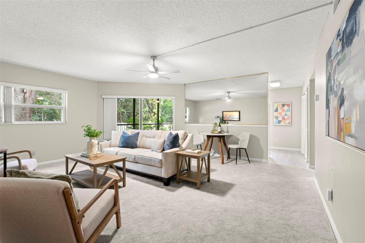 476 Santa Cruz Place Ne, Unit B, Saint Petersburg, FL 33703 Photo