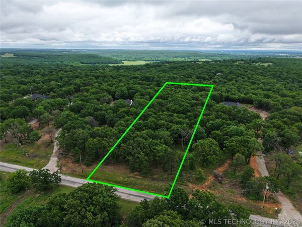 000 N 92nd West Avenue , Skiatook, OK 74070