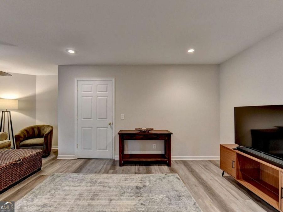 Property Image 70