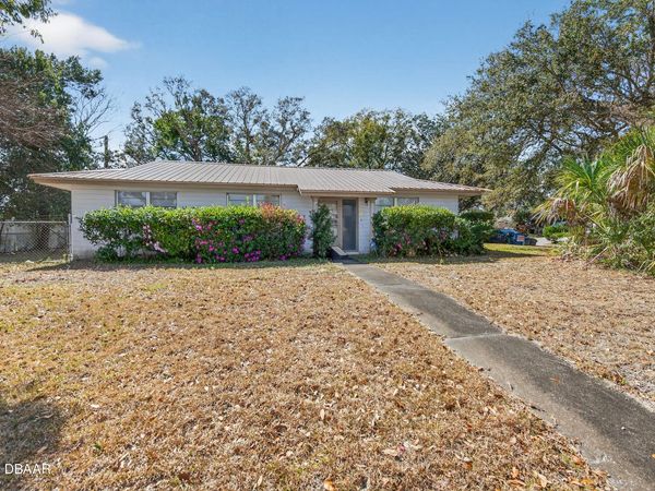 1247 Cedar Circle, Daytona Beach, FL 32117