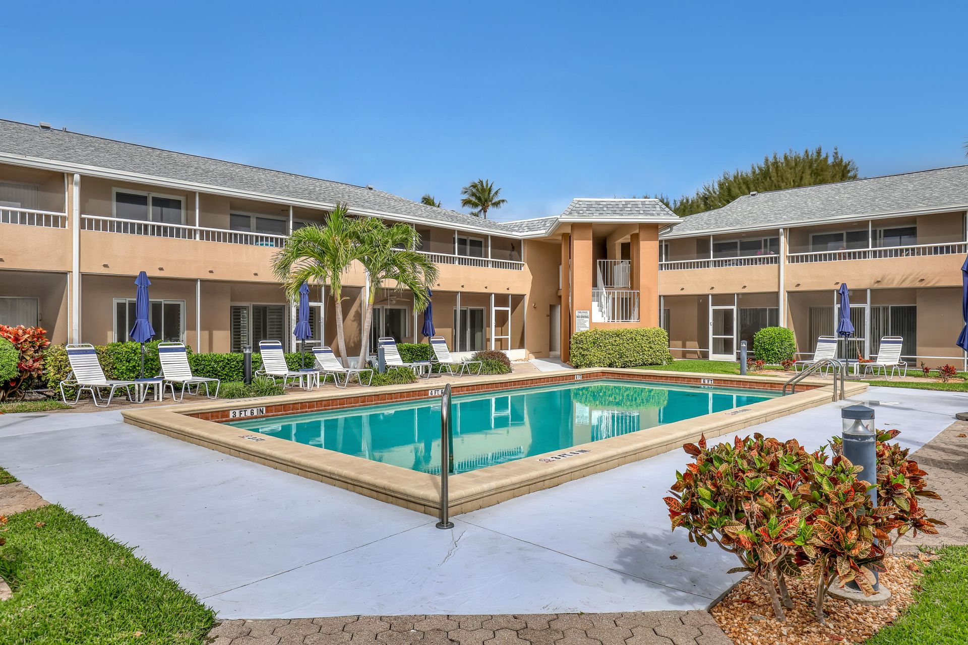 1100 Surf Road, Unit 215, Singer Island, FL 33404 Photo